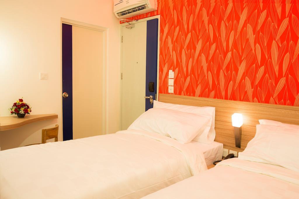 Demira Hotel Surabaya Cameră foto